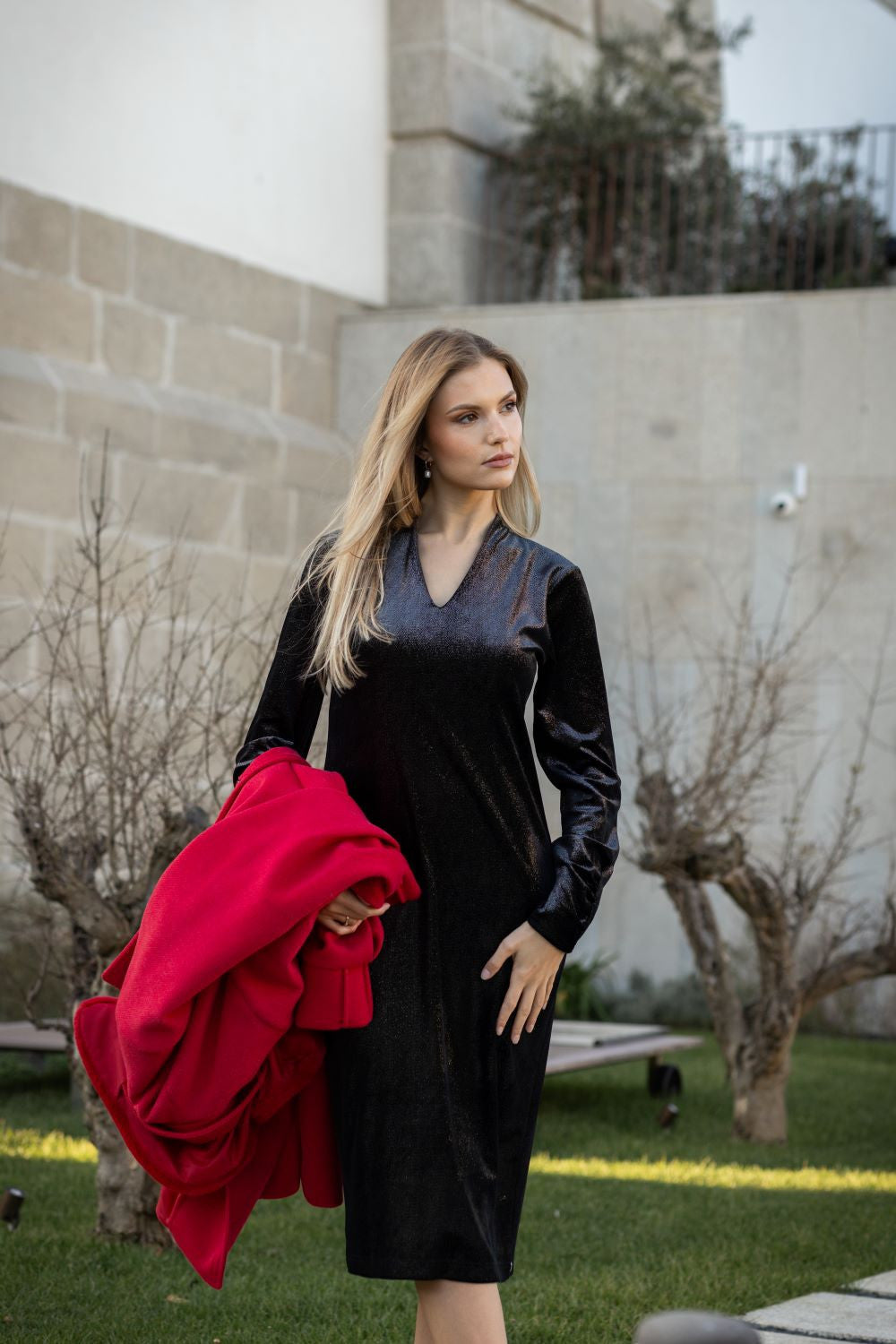 VESTIDO EM VELUDO COM BRILHO