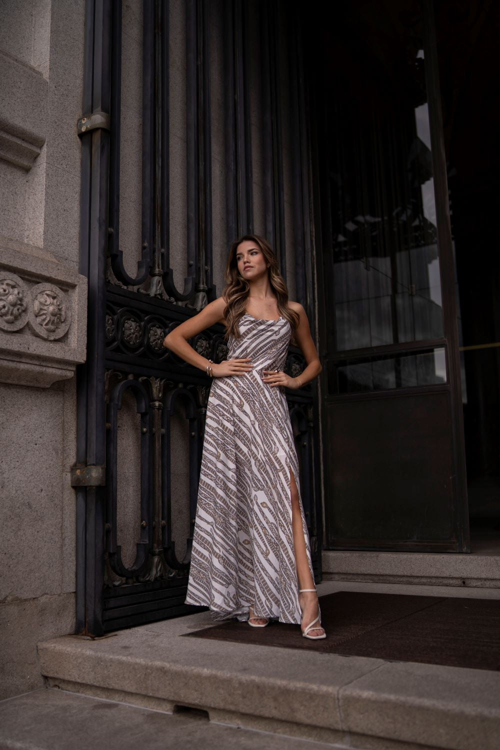 VESTIDO CORRENTES
