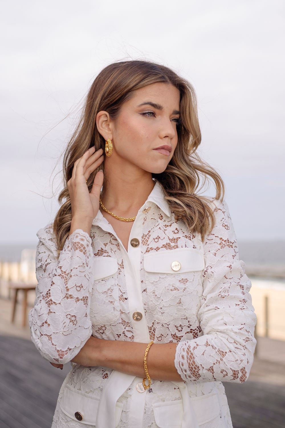 CAMISOLA COM RENDA E FAIXA