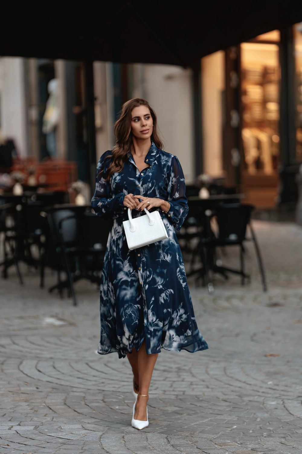 Vestido padrão azul