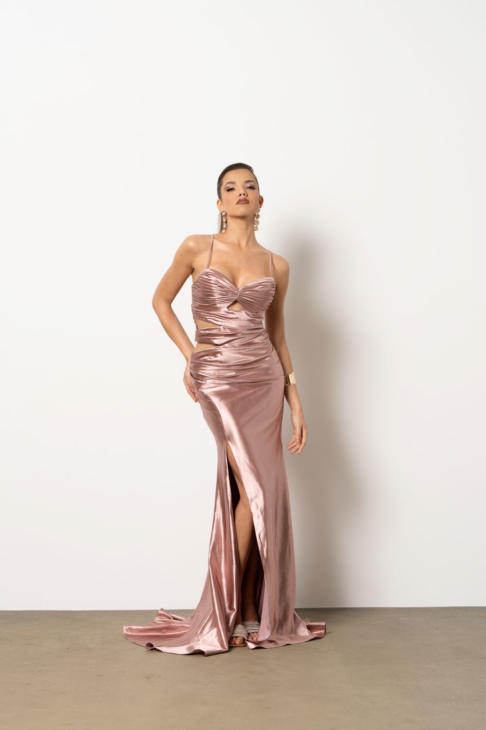 Vestido acetinado