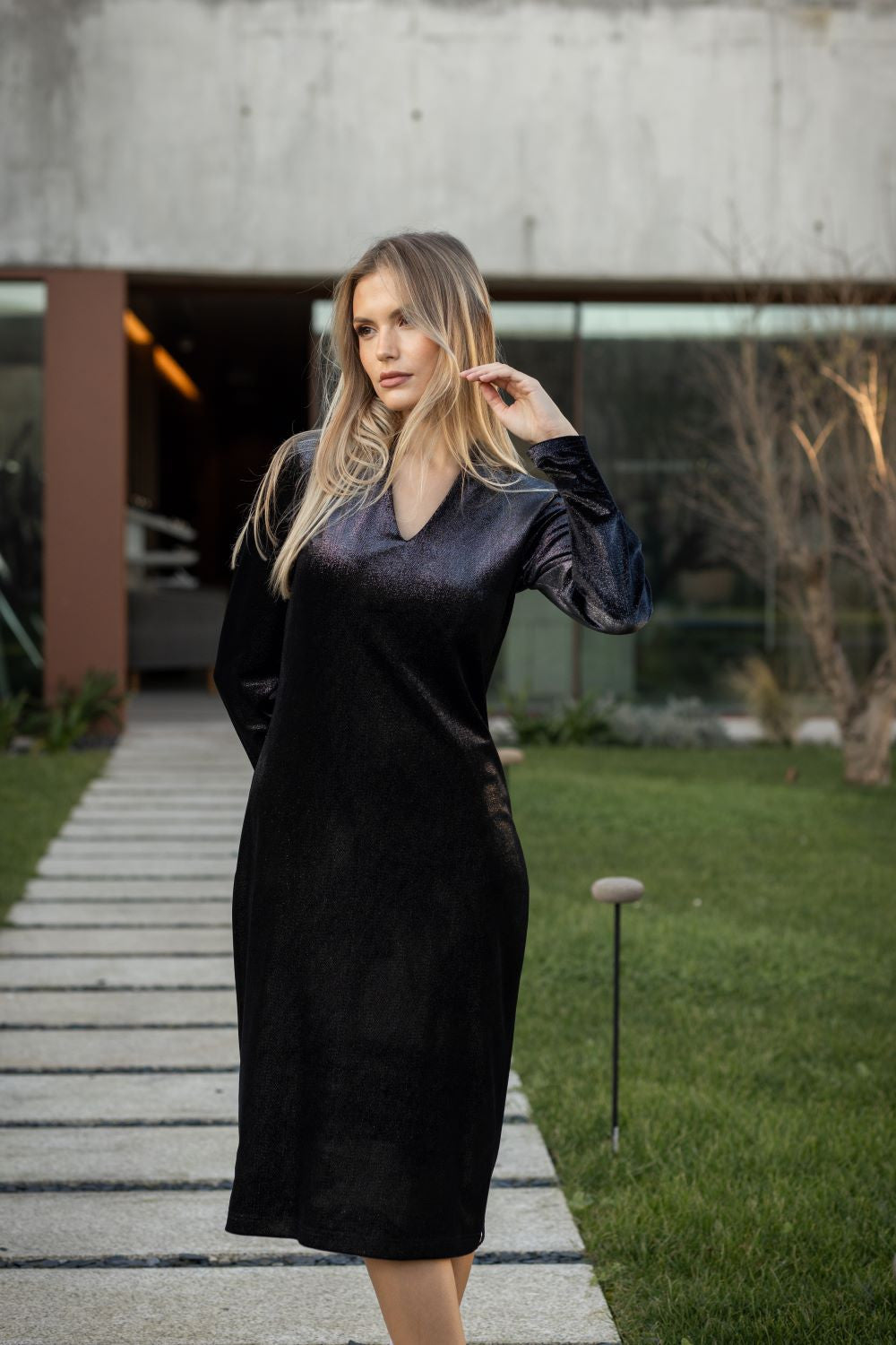 VESTIDO EM VELUDO COM BRILHO