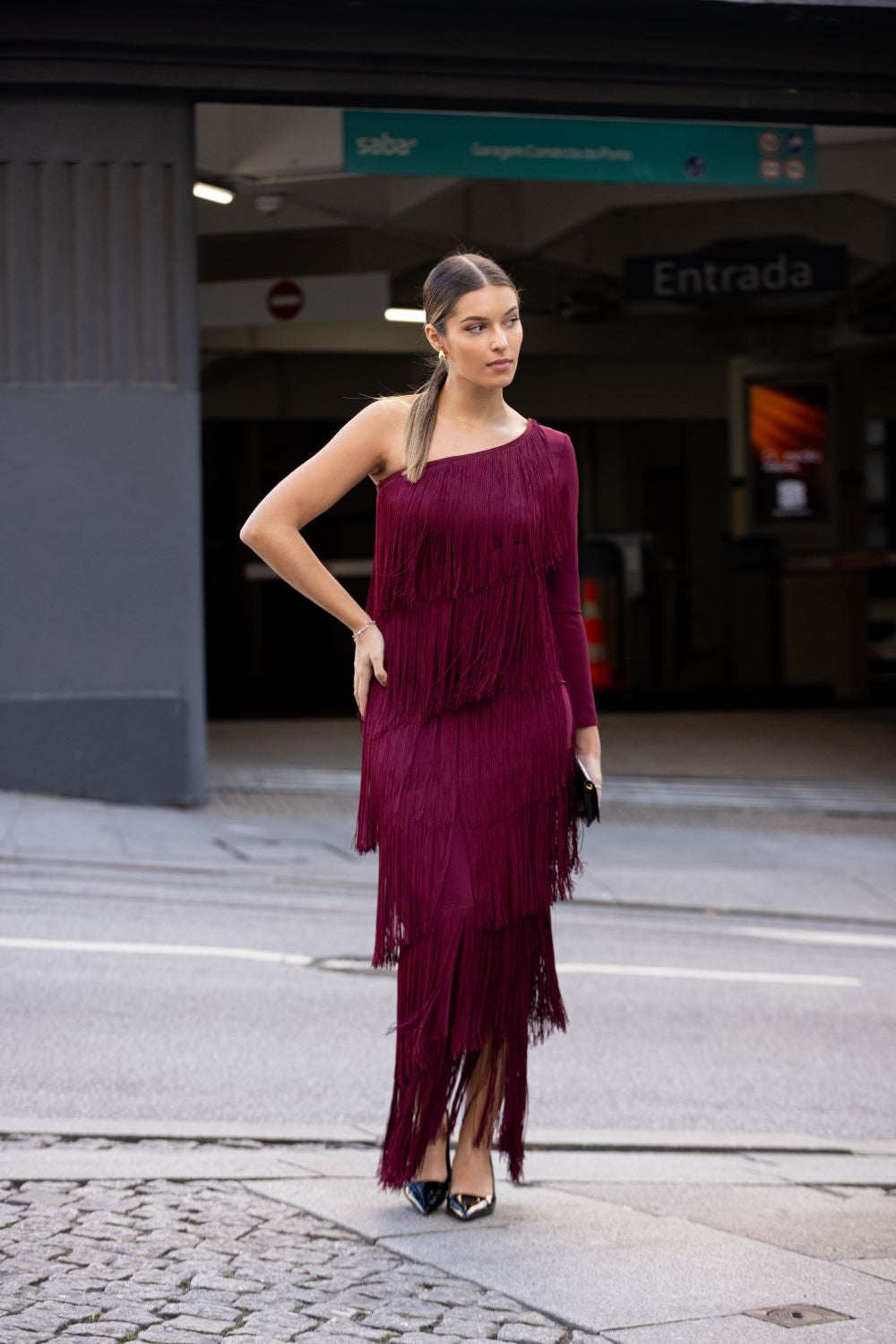 VESTIDO FRANJAS ASSIMETRICO