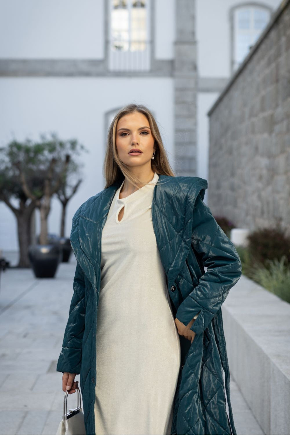 VESTIDO MIDI EM VELUDO